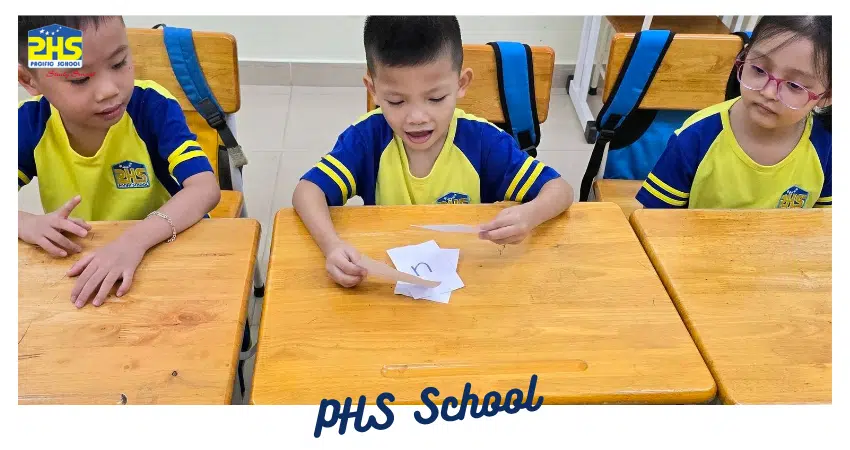 Hè 2024 – Lớp Star – Trò chơi với chữ cái