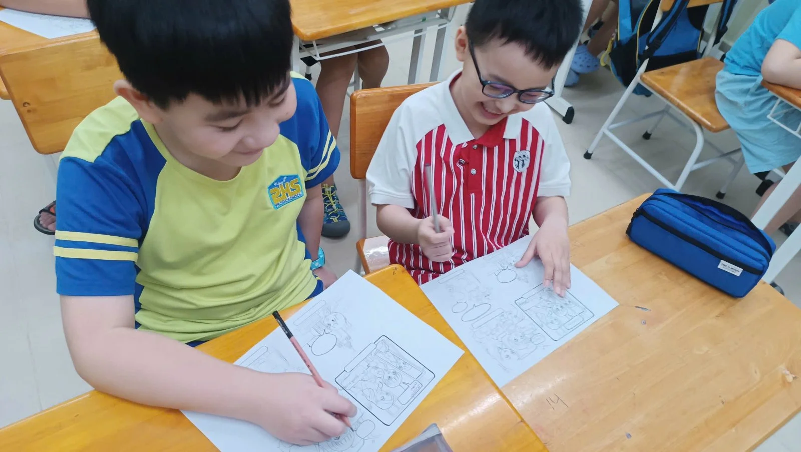 TRẠI HÈ TIẾNG ANH PHS: NGÀY ĐẦU TIÊN BÙNG NỔ!