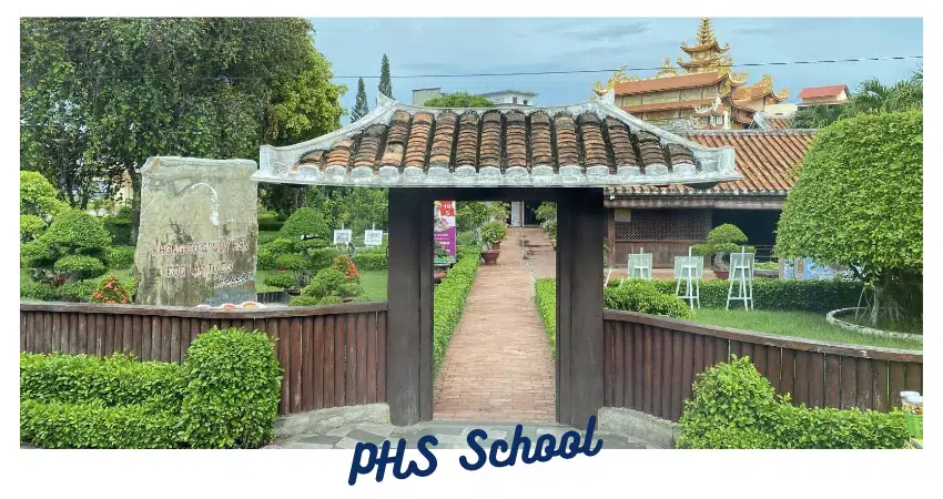 Đi học ở trường Dục Thanh nhé