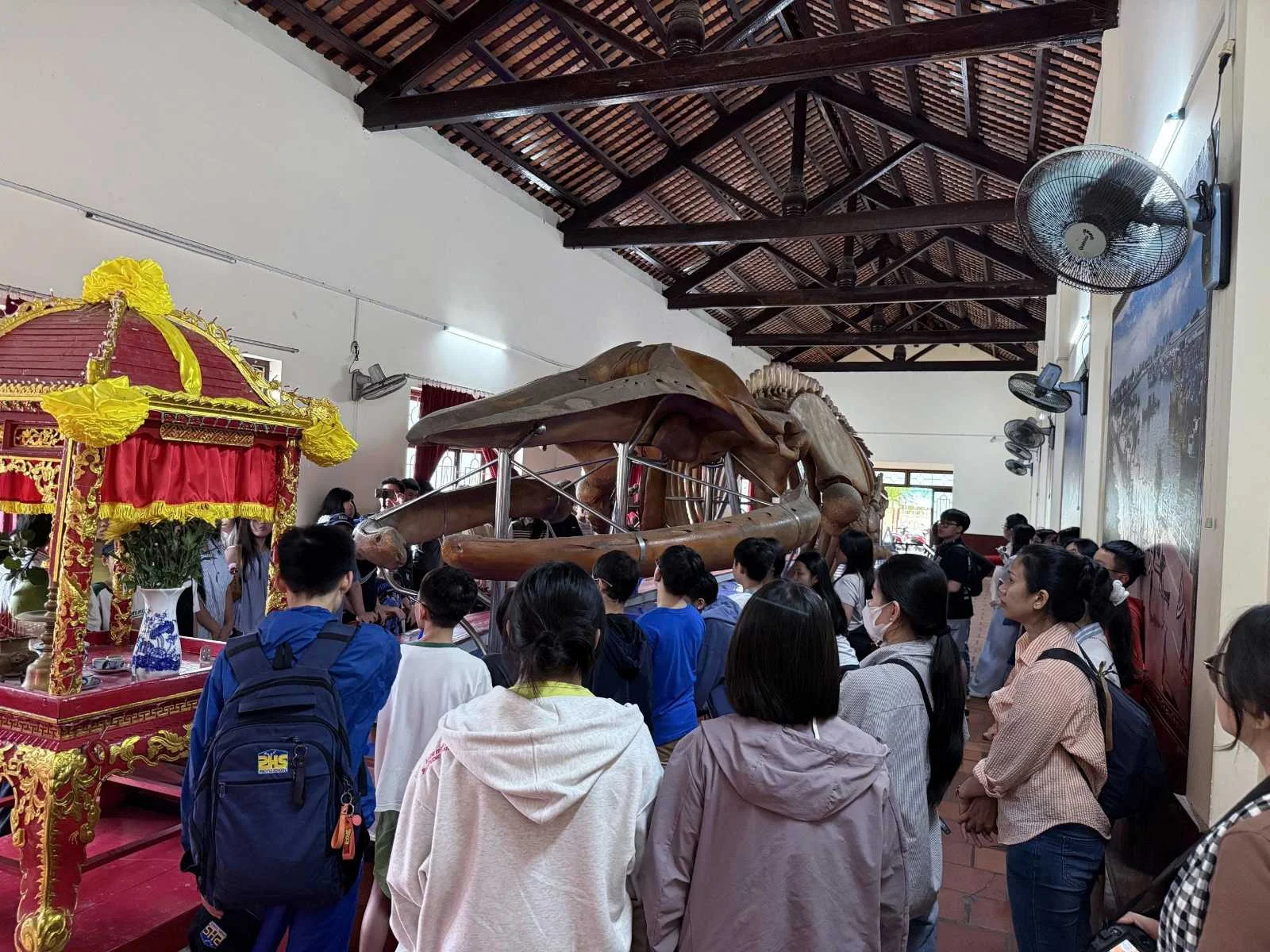 CHUYỂN TÀU MÙA HÈ PHS TIẾP TỤC LĂN BÁNH, RONG RUỔI ĐẾN DINH VẠN THỦY TÚ VÀ VƯỜN NHO