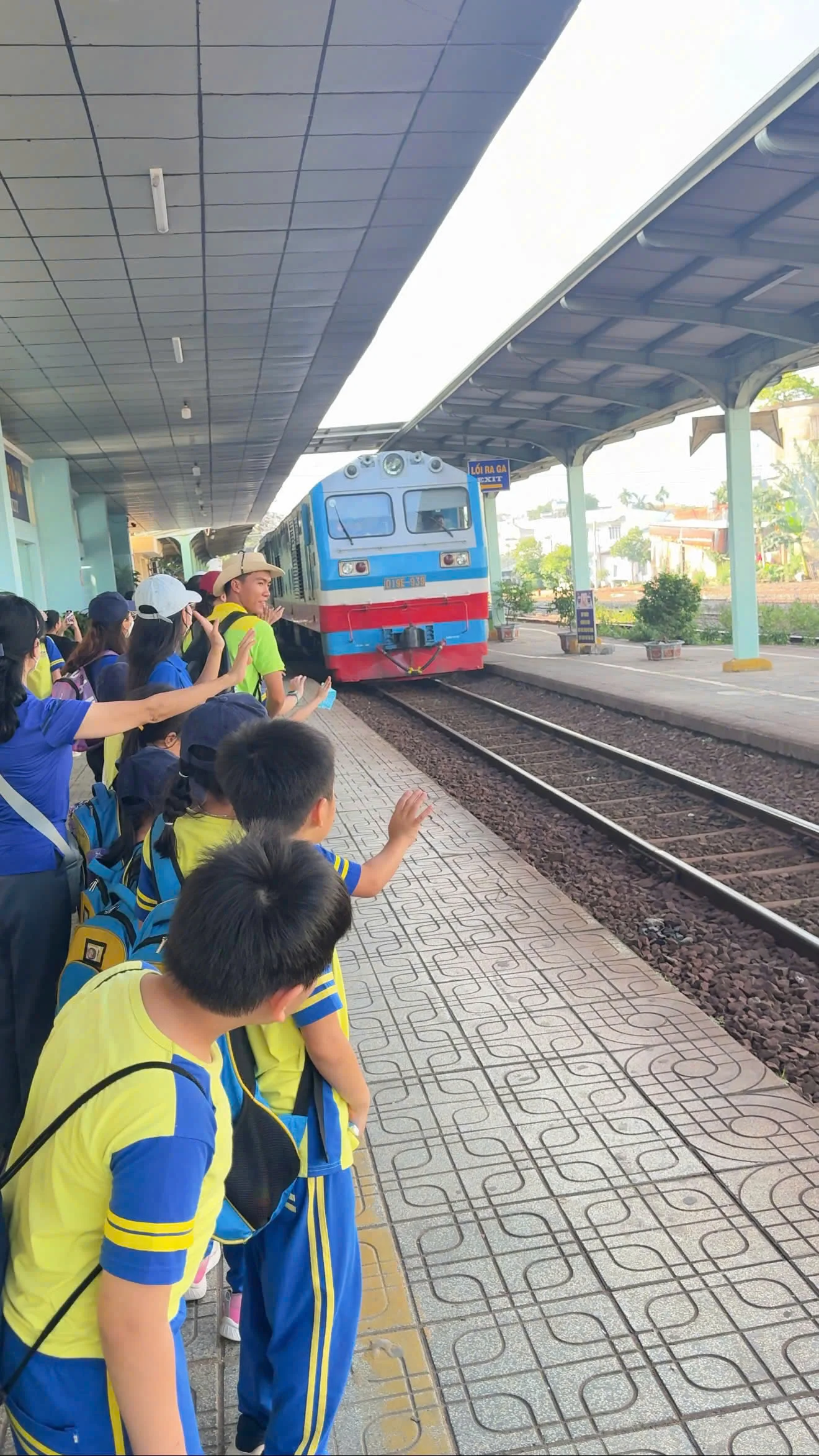 CHUYẾN PHIÊU LƯU TRÊN ĐƯỜNG RAY CỦA PHS!