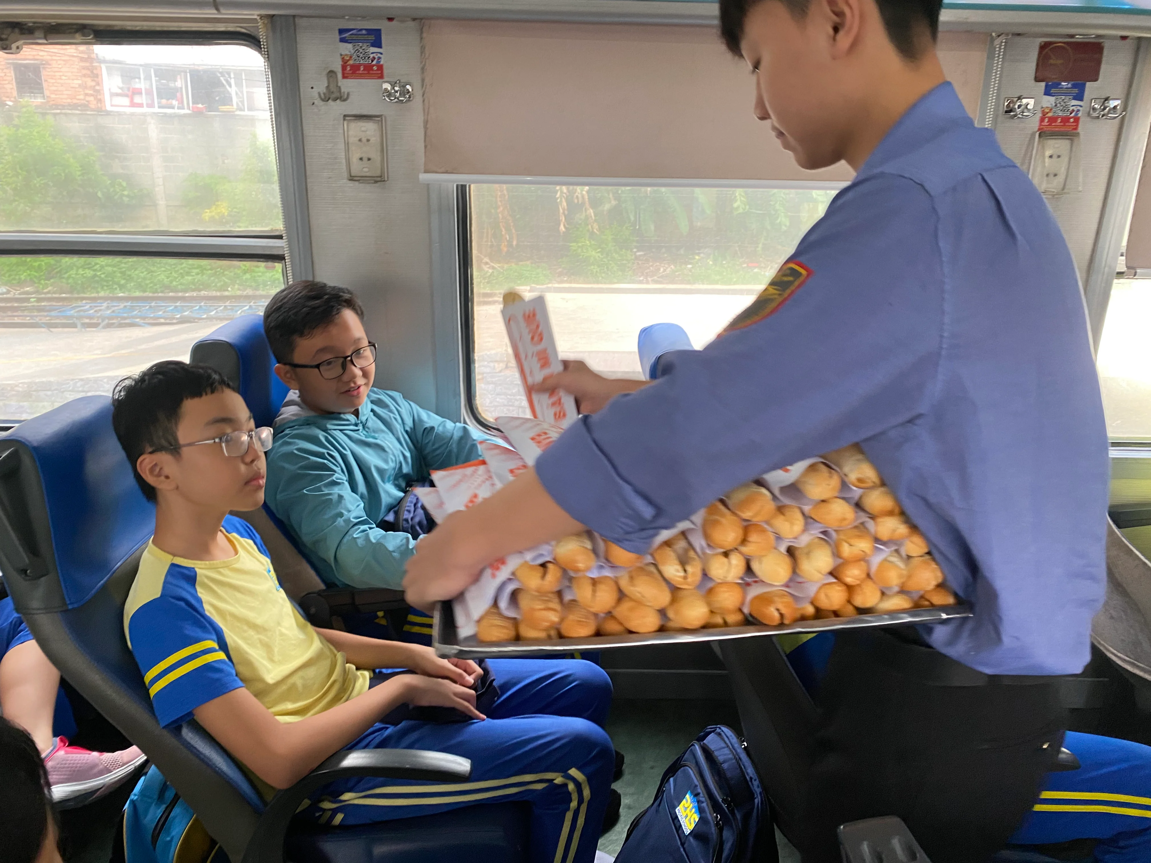 CHUYẾN PHIÊU LƯU TRÊN ĐƯỜNG RAY CỦA PHS!