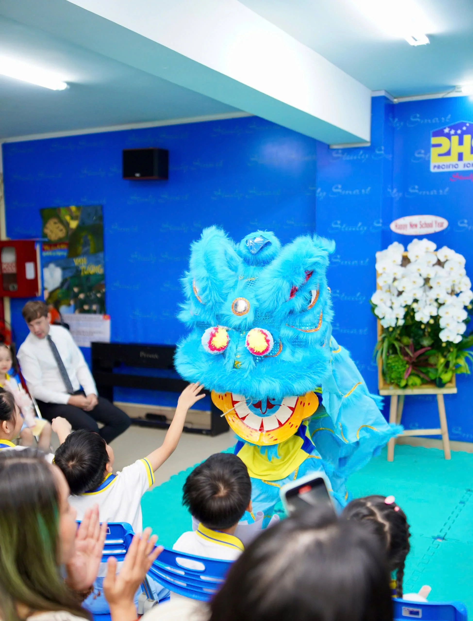 LỄ ĐÓN HỌC SINH LỚP MỘT - TRUYỀN THỐNG 1-0-2 CHỈ CÓ Ở PHS