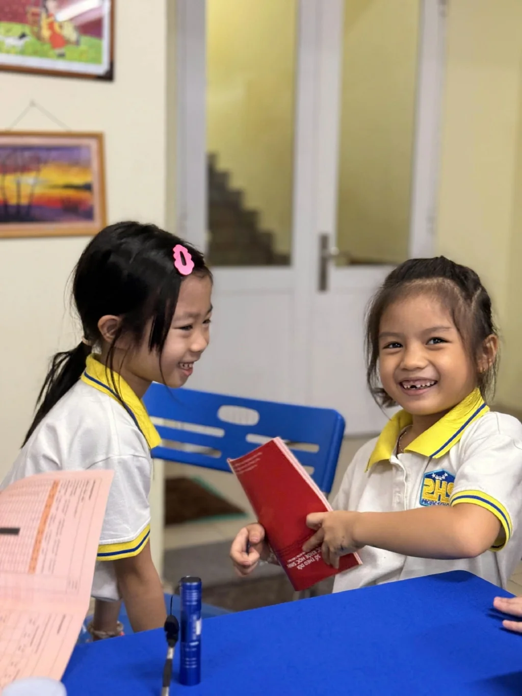 4 BÍ QUYẾT BẢO VỆ SỨC KHỎE HỌC ĐƯỜNG TẠI PHS