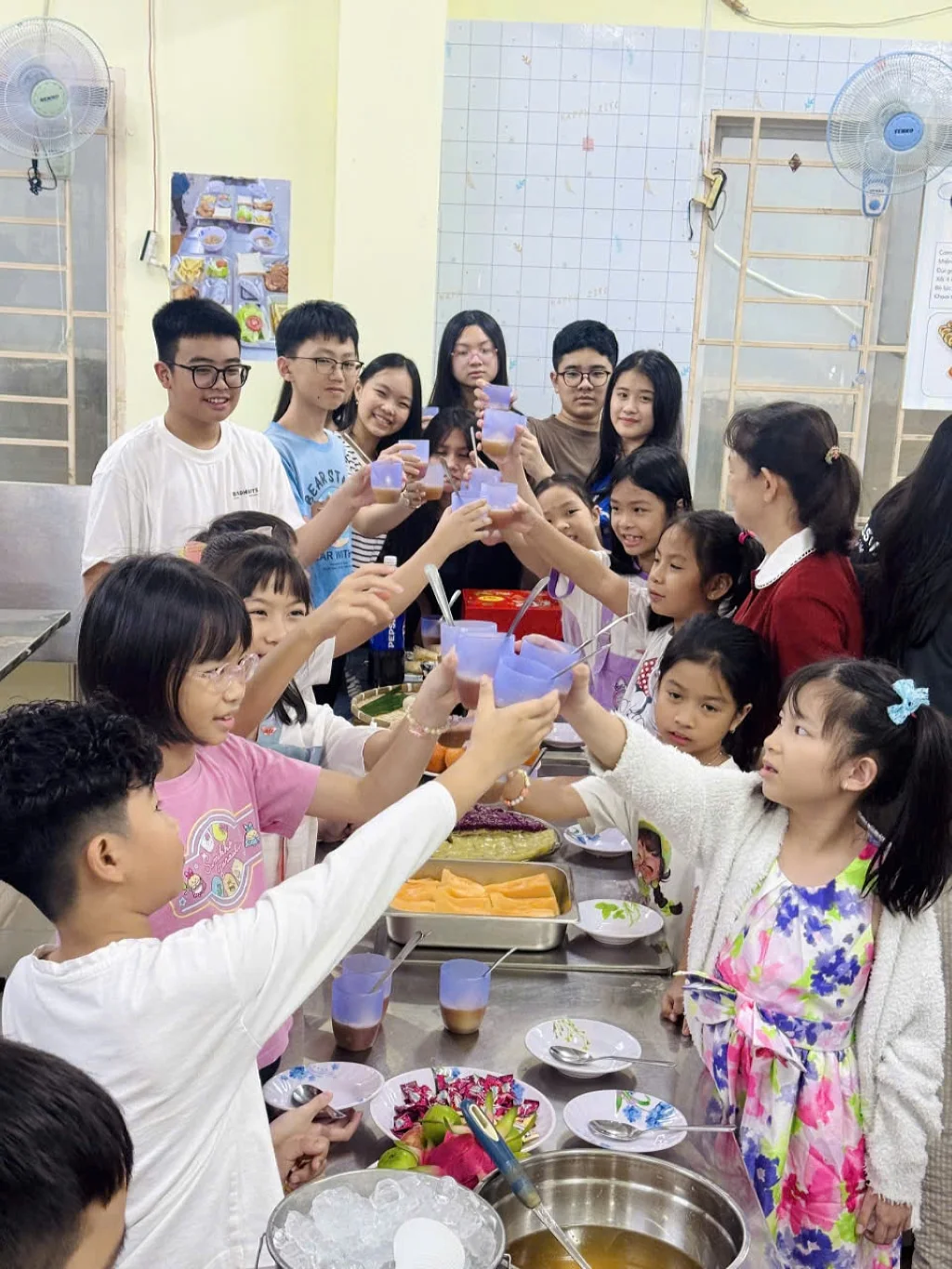 MOON PARTY PHS 2025 – KHOẢNH KHẮC NGỌT NGÀO TỪ CAKE PARTY