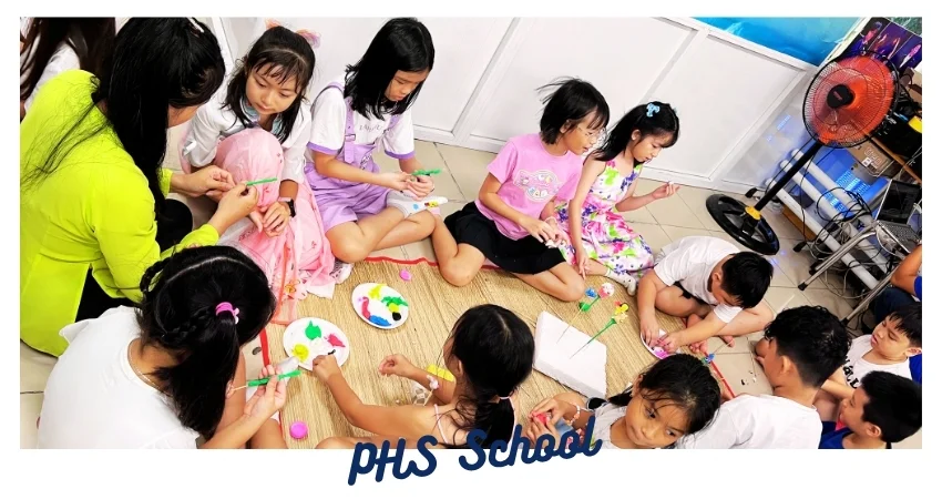PHS Students Teach How to Make Traditional Mid-Autumn Toys