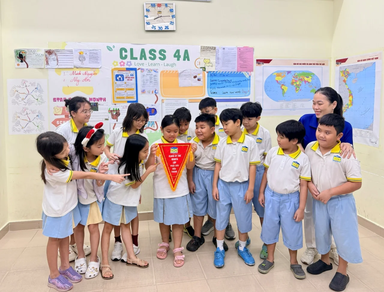 LỚP 4A VÀ 3A: NHỮNG NGÔI SAO SÁNG CỦA THÁNG 9