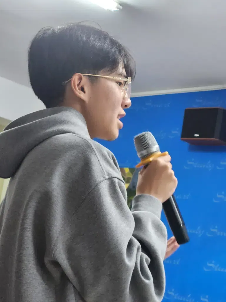 BƯỚC VÀO TƯƠNG LAI CÙNG AI PHỤ HUYNH HỌC SINH PHS HƯỚNG NGHIỆP CHO CÁC LỚP TRUNG HỌC