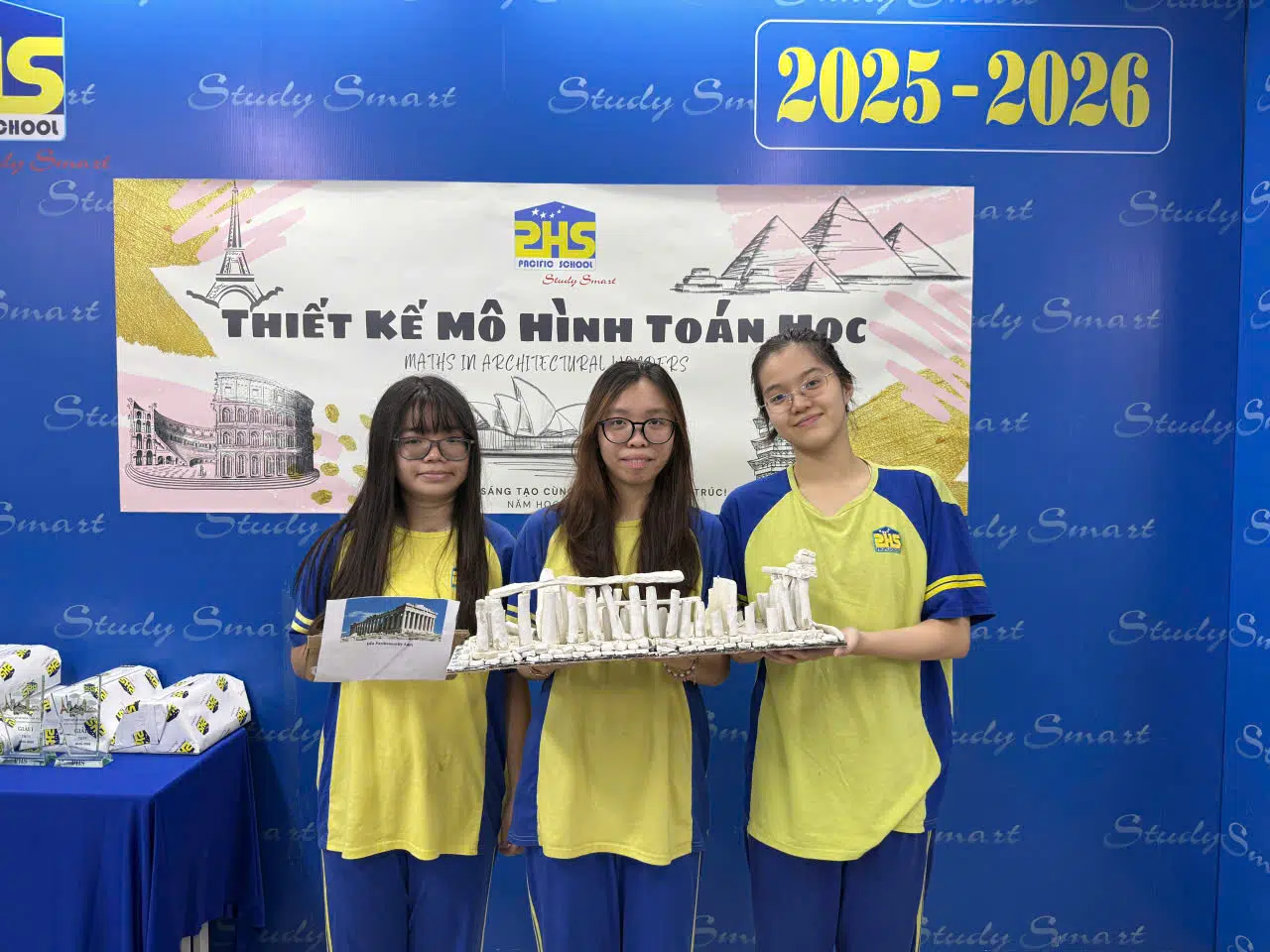 CUỘC THI THIẾT KẾ MÔ HÌNH TOÁN HỌC 2025