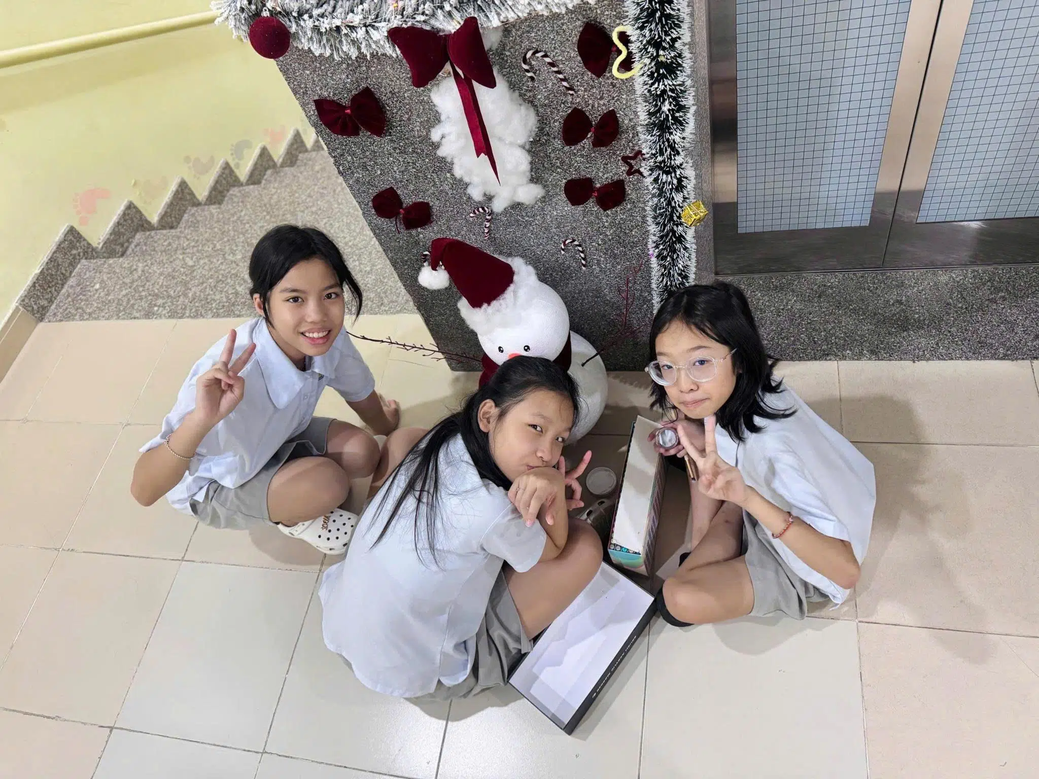 KNOCK KNOCK… GIÁNG SINH ĐANG GÕ CỬA!