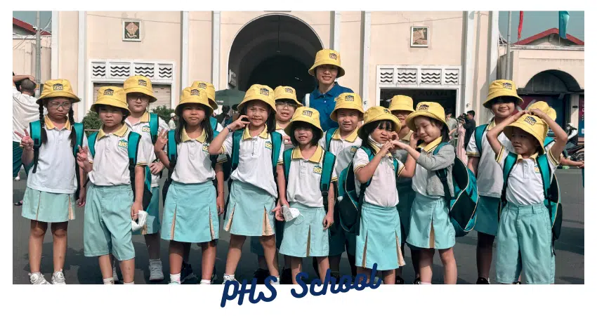 OUR FIRST TIME AT THE MARKET! 🎒