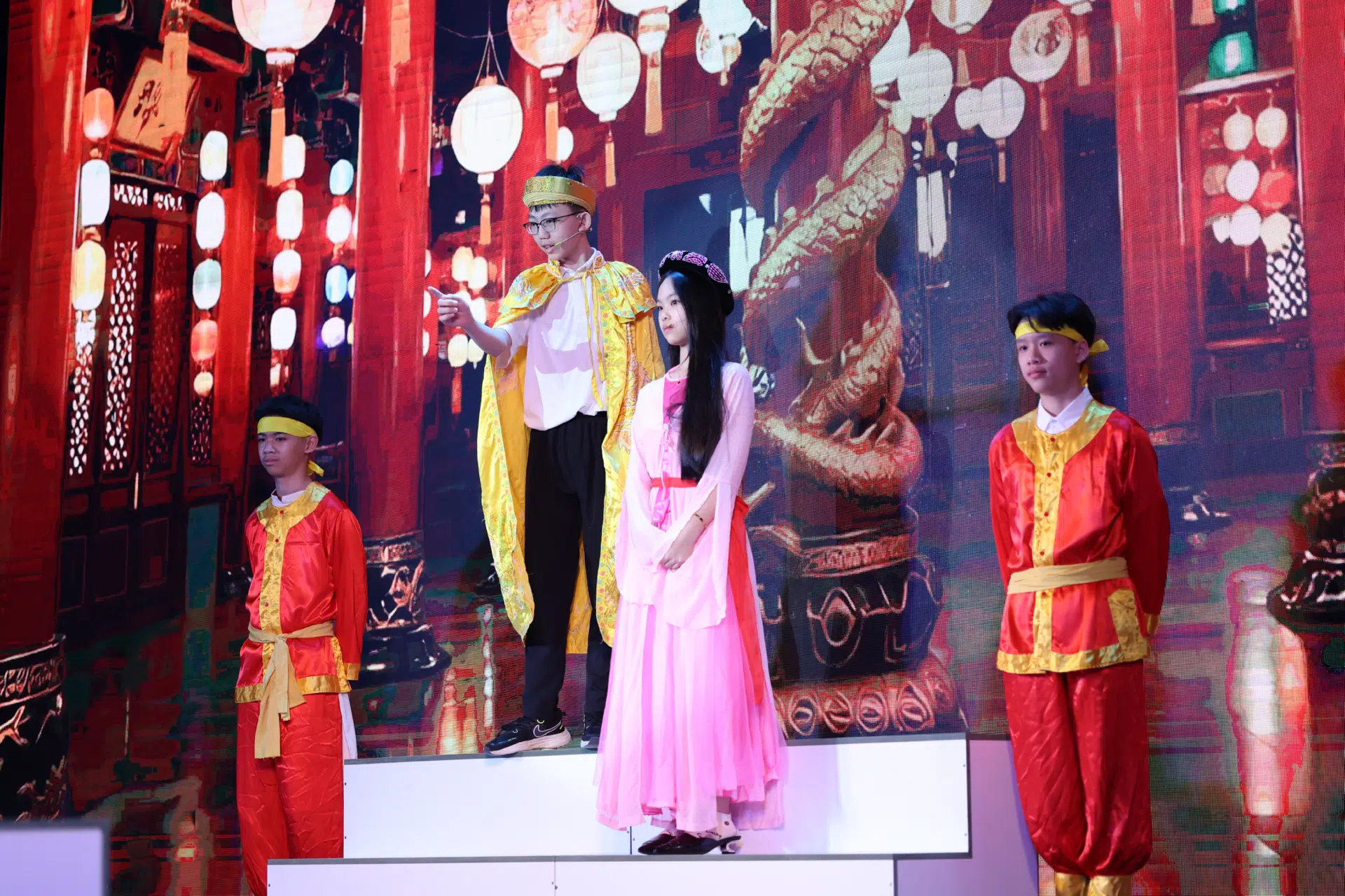 KỊCH THẠCH SANH - LÝ THÔNG - KHỐI 9