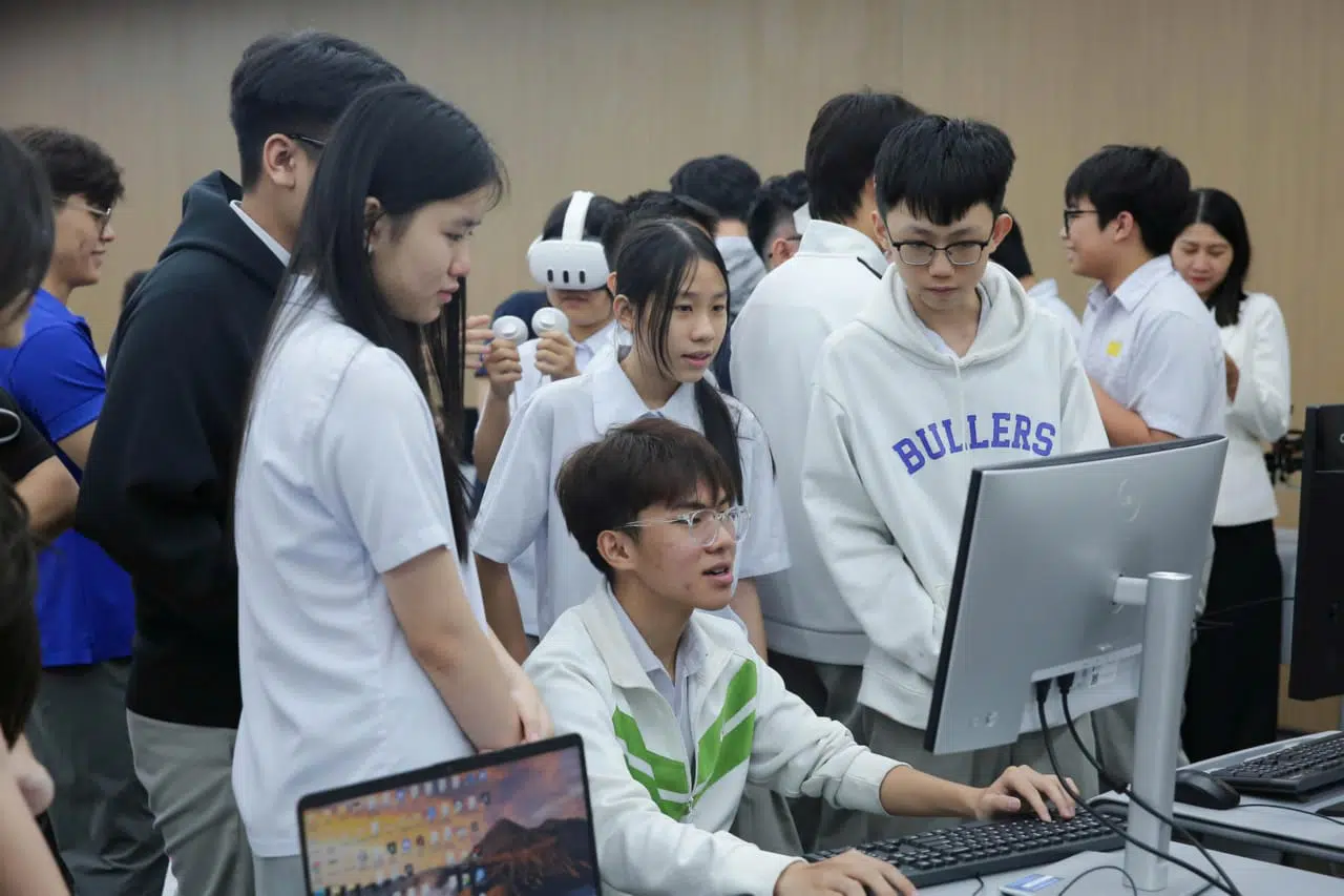 PHS LÀM CHỦ CÔNG NGHỆ