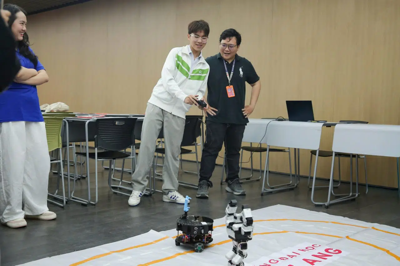 PHS LÀM CHỦ CÔNG NGHỆ