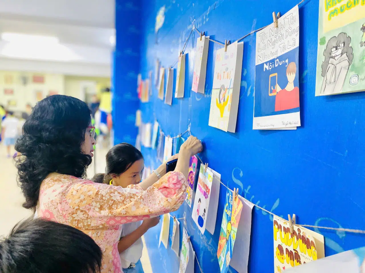 THE NEVER-PUBLISHED BOOKS