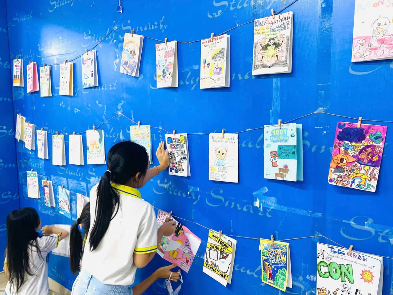 THE NEVER-PUBLISHED BOOKS