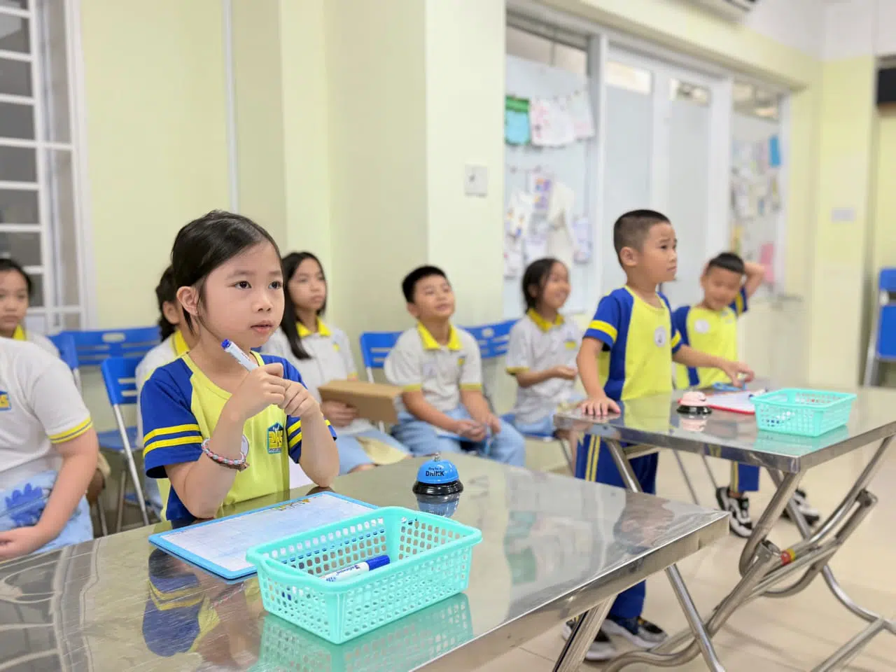 VÒNG 3 – NHỮNG NGÔI SAO TỎA SÁNG & MÀN BỨT TỐC KỊCH TÍNH