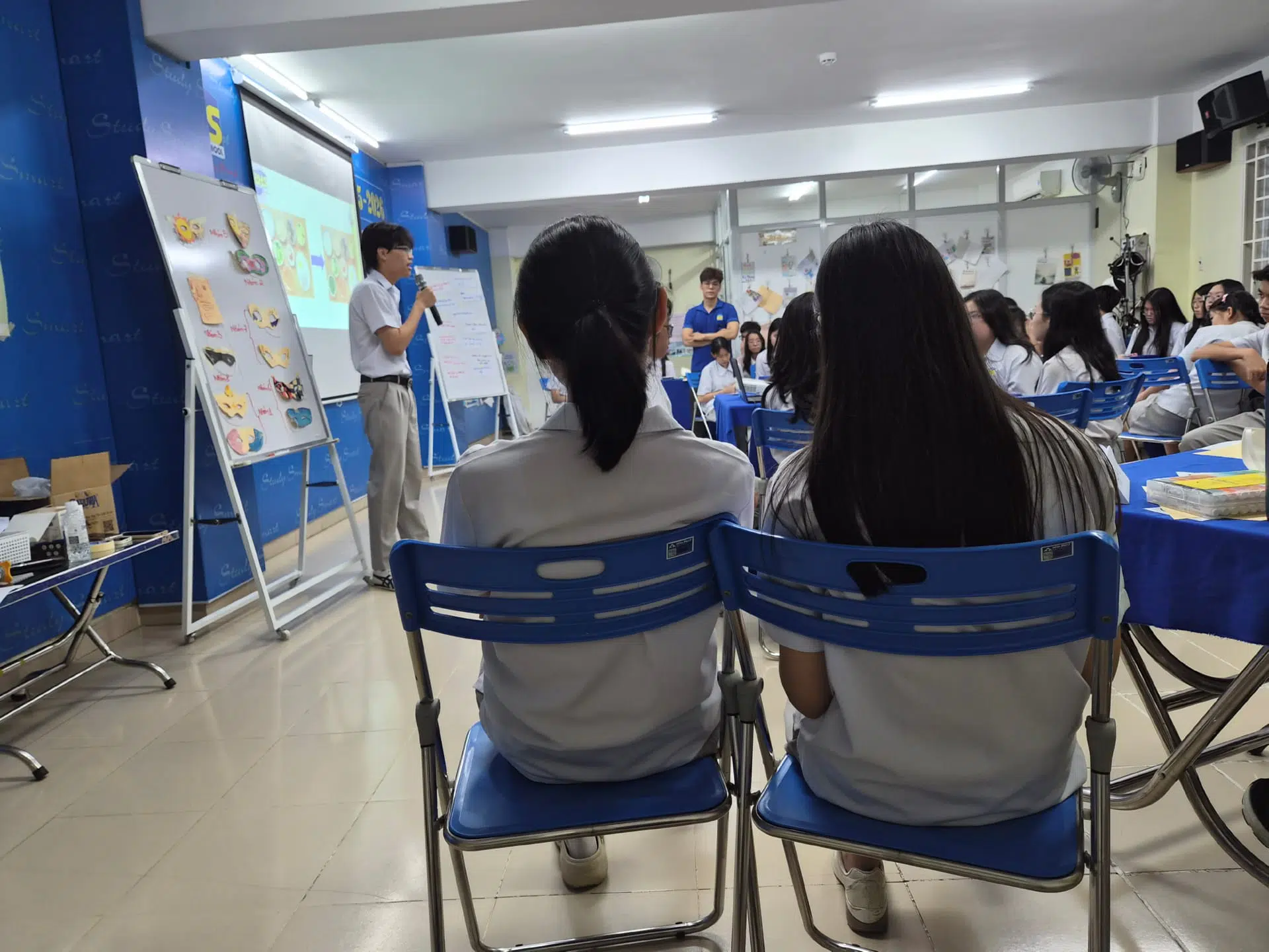 NGHỊCH LÝ TUỔI TRẺ - THE YOUTH PARADOX