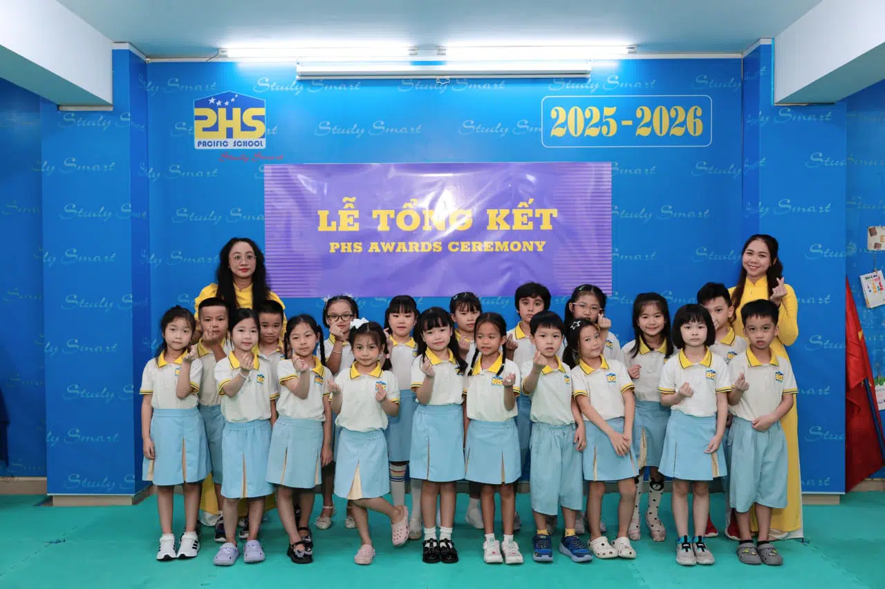 KHI NIỀM VUI NỞ HOA