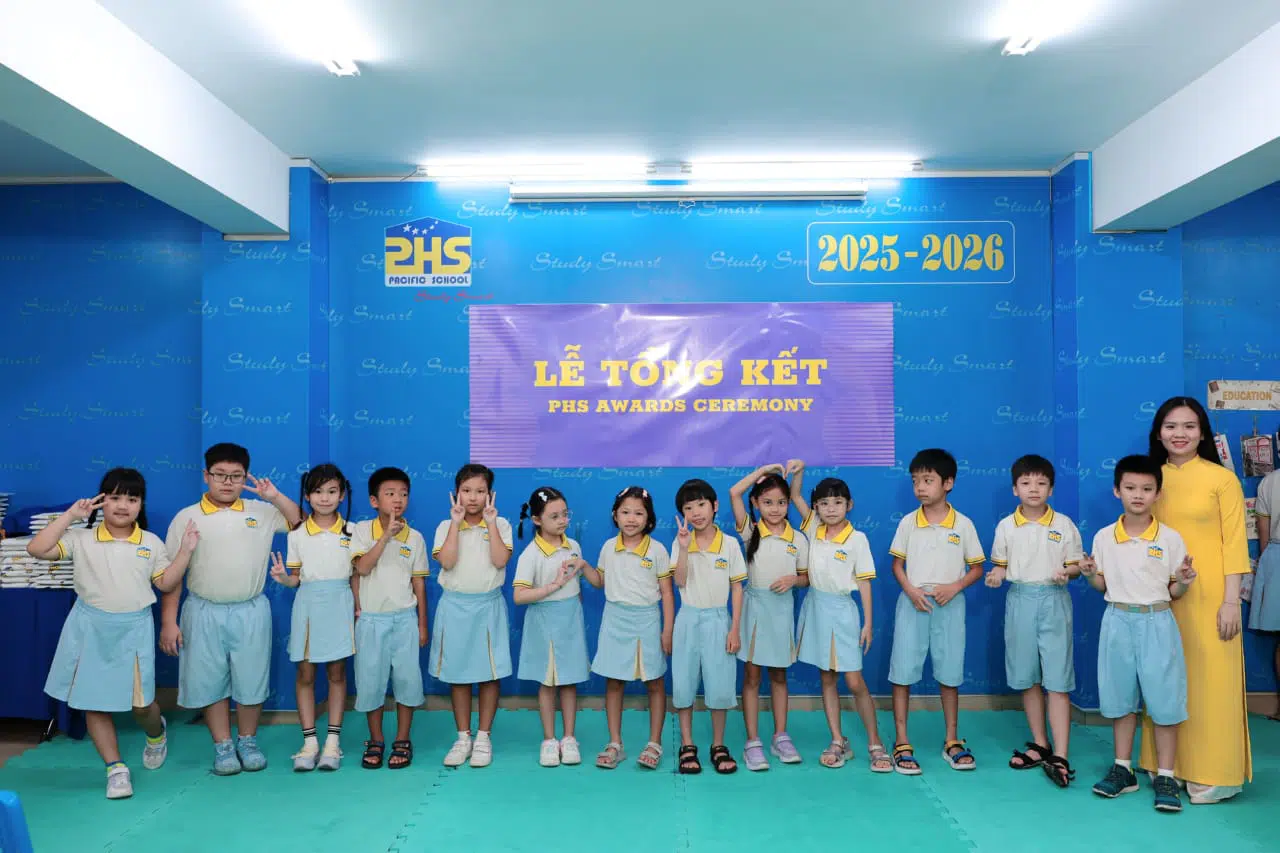 KHI NIỀM VUI NỞ HOA