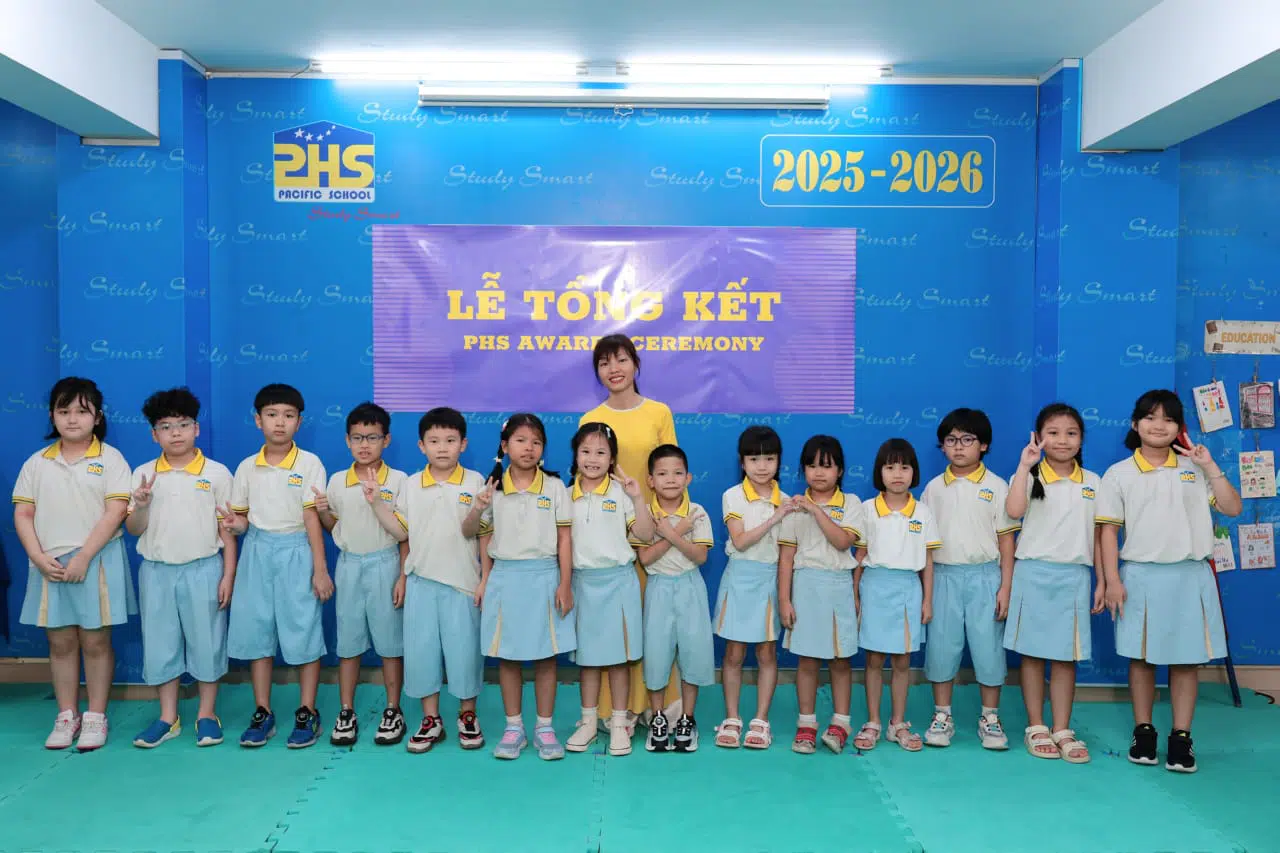 KHI NIỀM VUI NỞ HOA