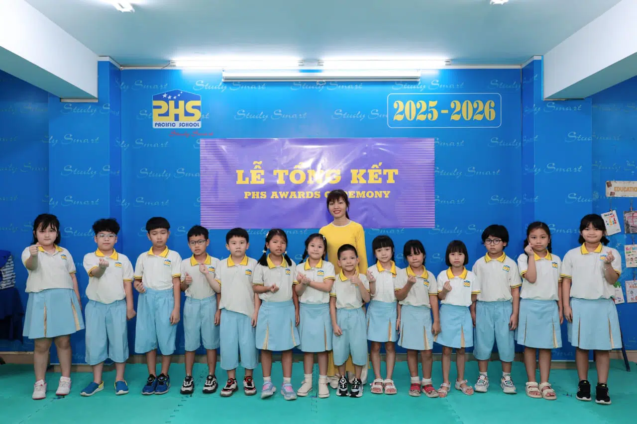 KHI NIỀM VUI NỞ HOA