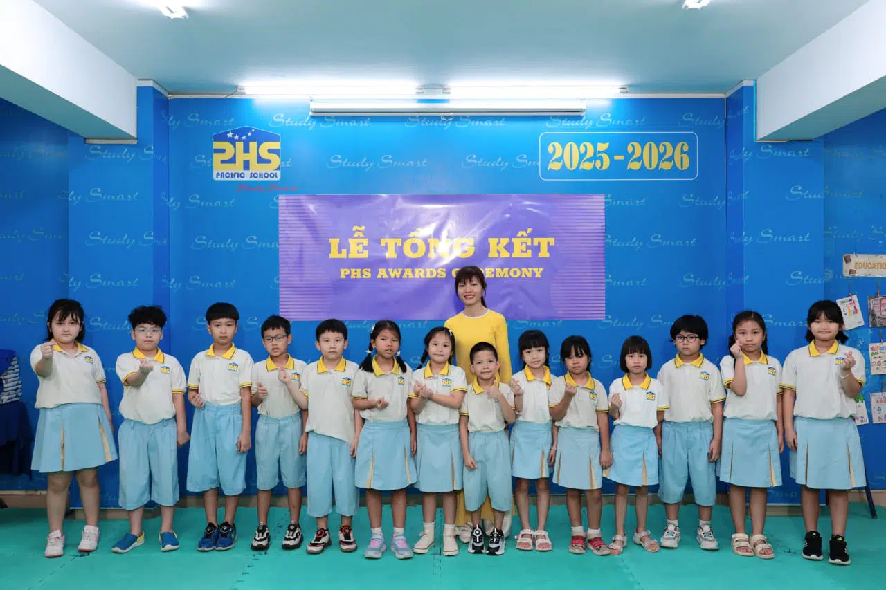 KHI NIỀM VUI NỞ HOA