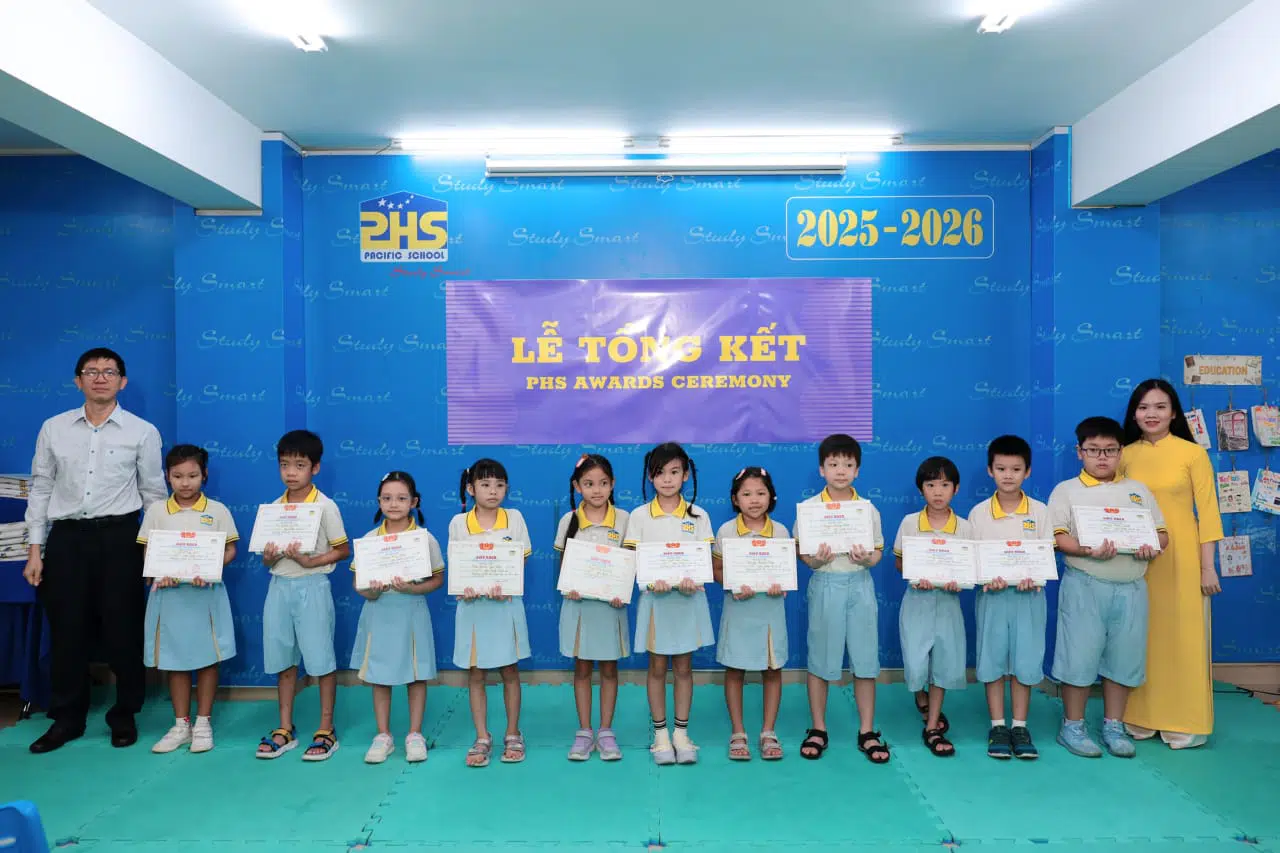 KHI NIỀM VUI NỞ HOA