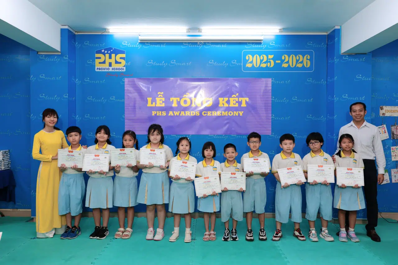 KHI NIỀM VUI NỞ HOA