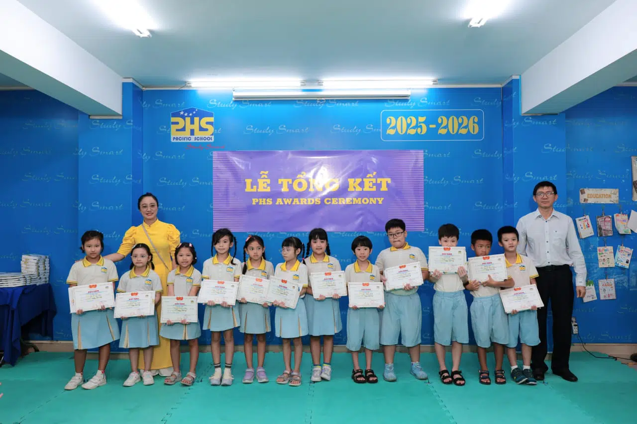 KHI NIỀM VUI NỞ HOA
