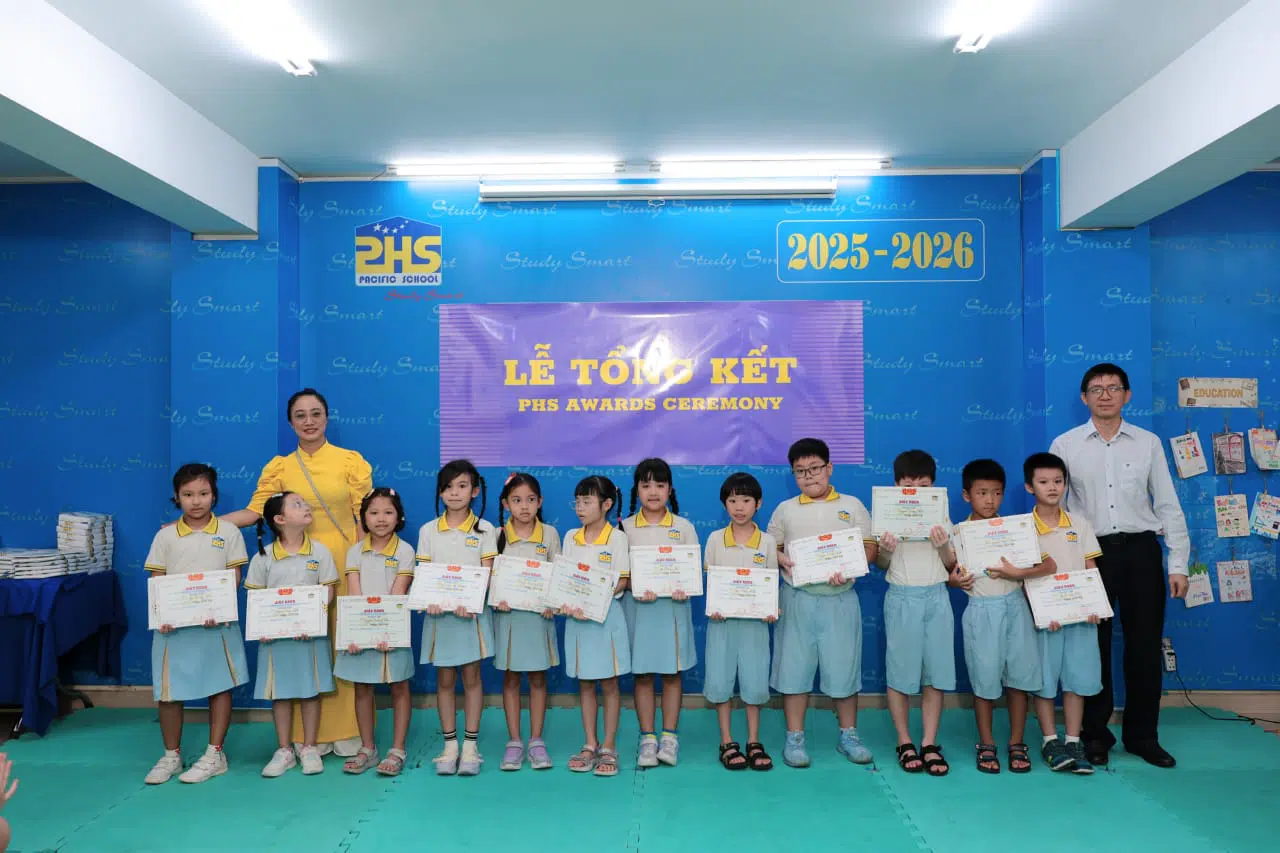 KHI NIỀM VUI NỞ HOA