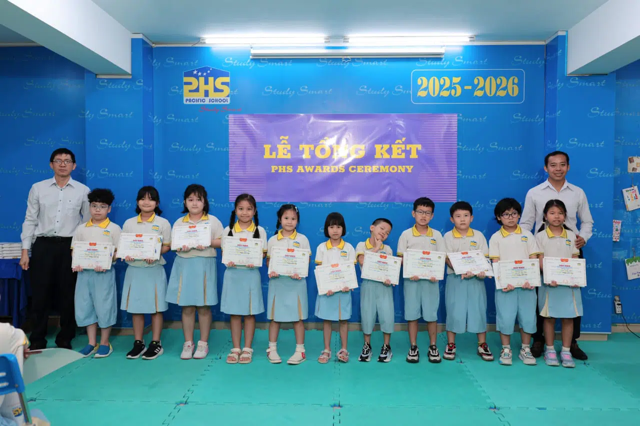 KHI NIỀM VUI NỞ HOA