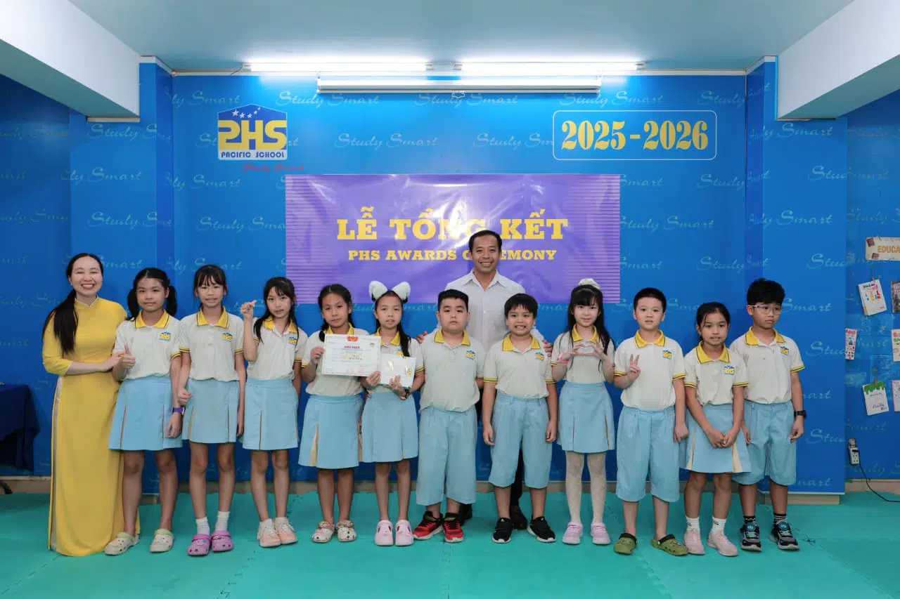 KHI NIỀM VUI NỞ HOA