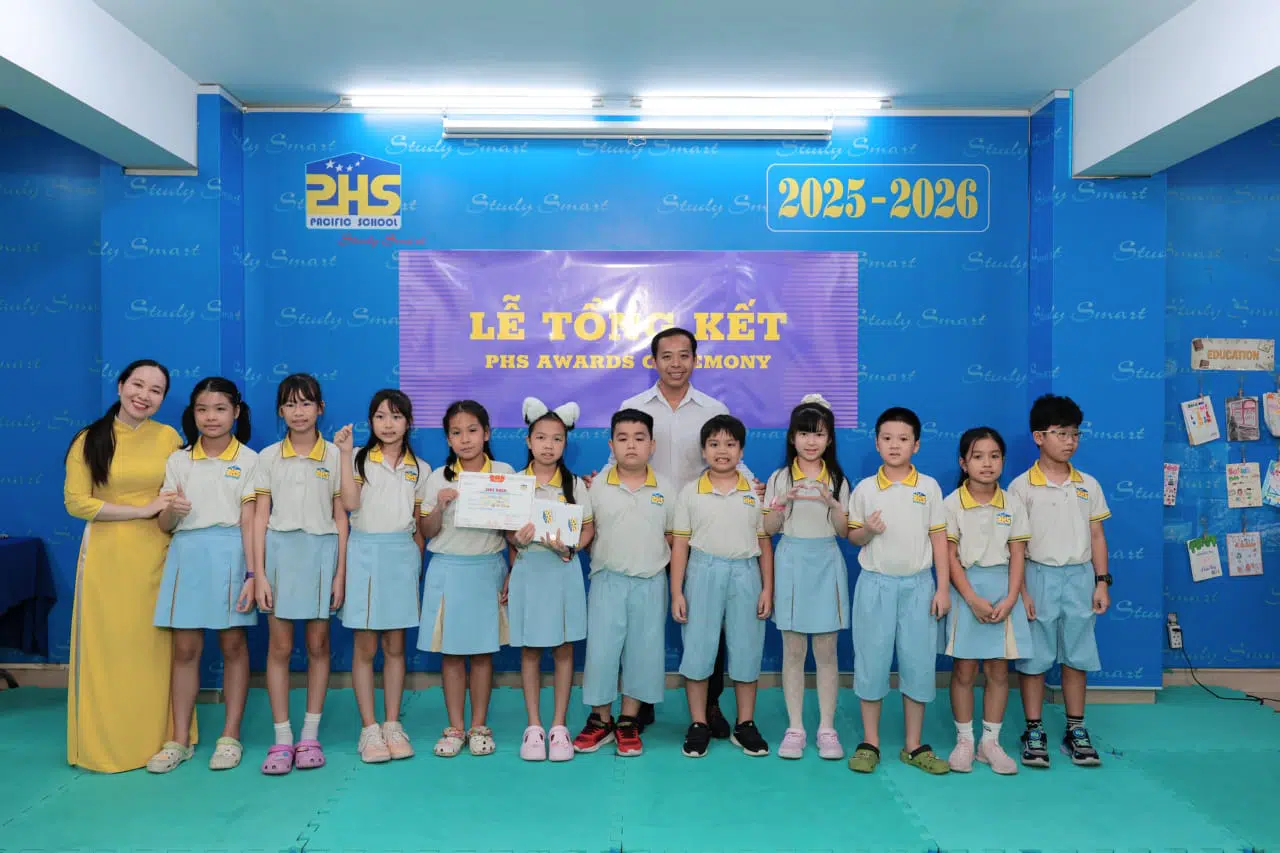 KHI NIỀM VUI NỞ HOA
