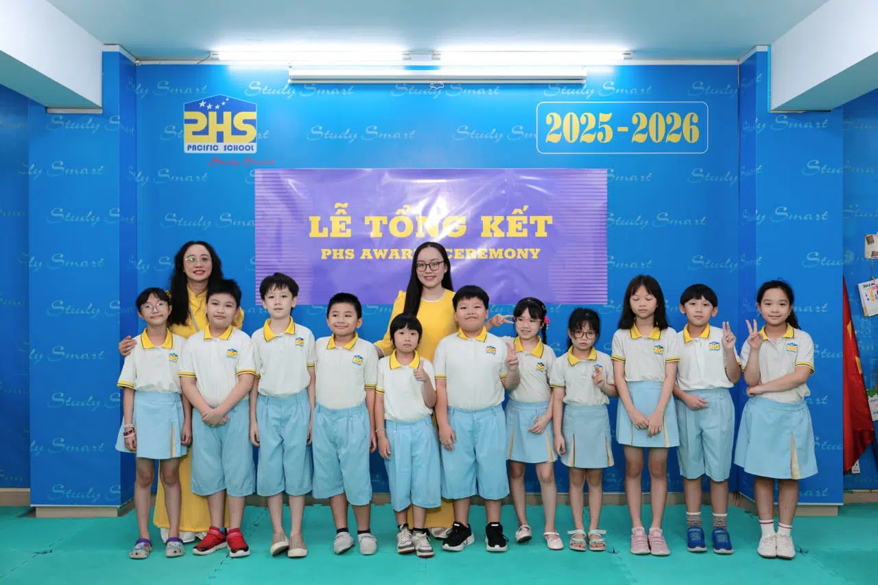 KHI NIỀM VUI NỞ HOA