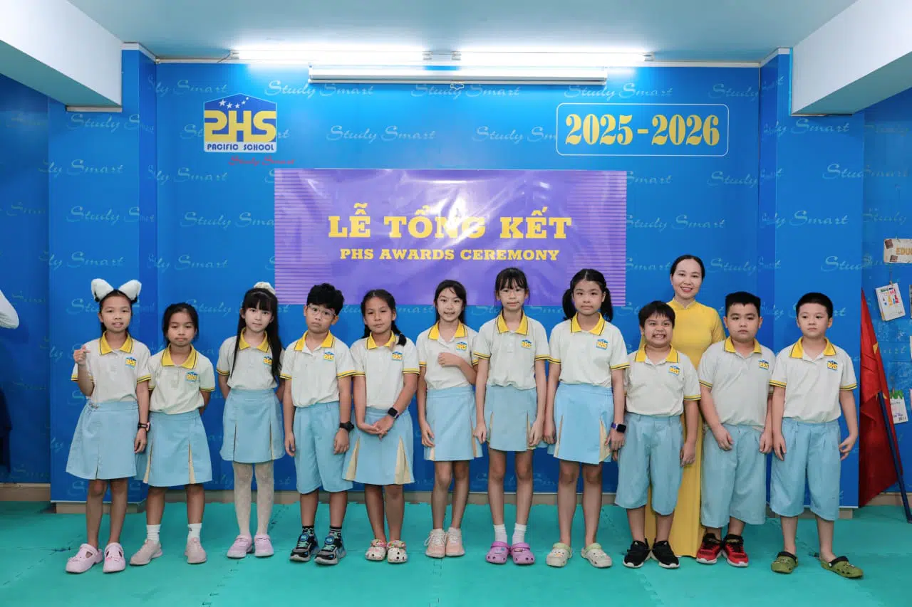 KHI NIỀM VUI NỞ HOA