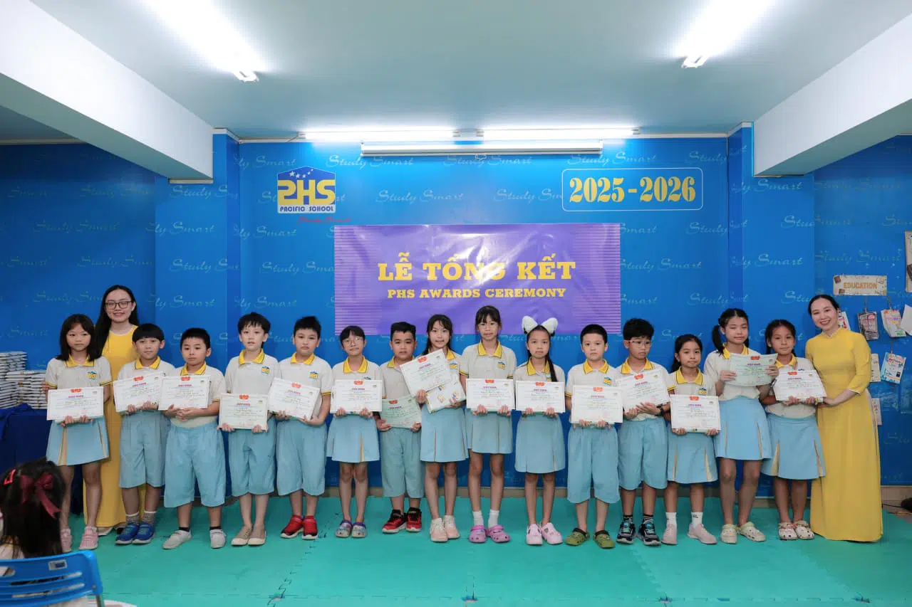 KHI NIỀM VUI NỞ HOA