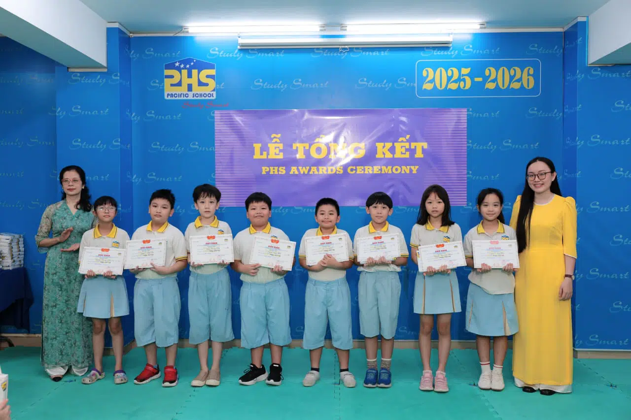 KHI NIỀM VUI NỞ HOA