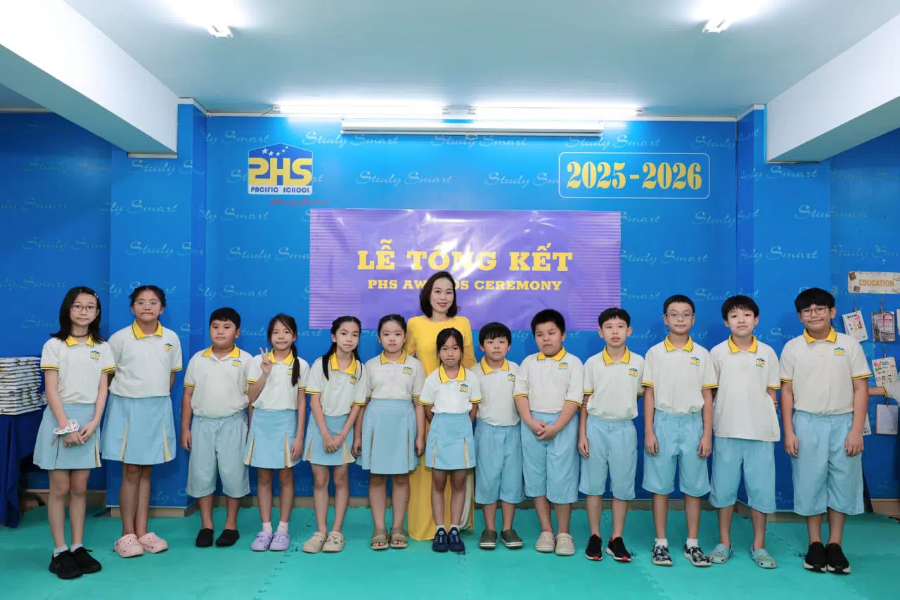 KHI NIỀM VUI NỞ HOA