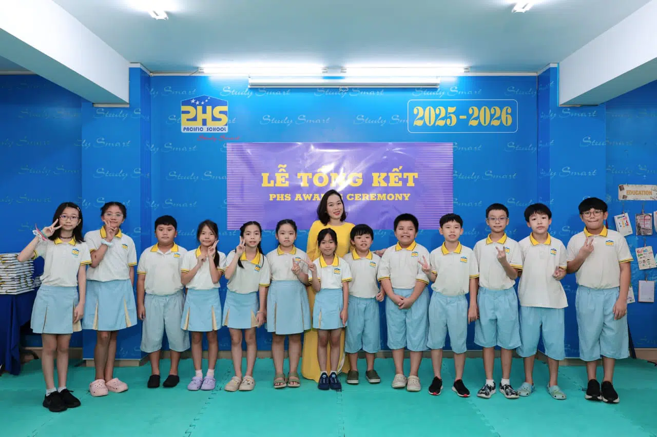 KHI NIỀM VUI NỞ HOA