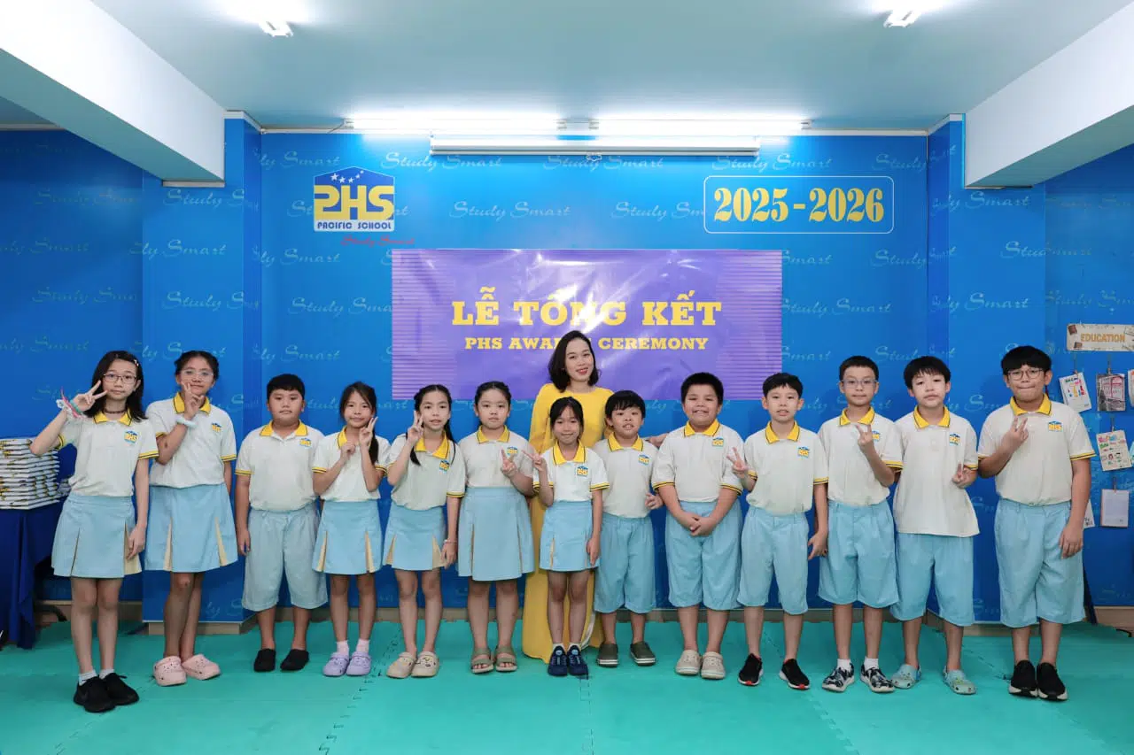 KHI NIỀM VUI NỞ HOA