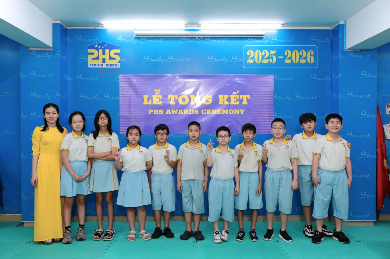 KHI NIỀM VUI NỞ HOA
