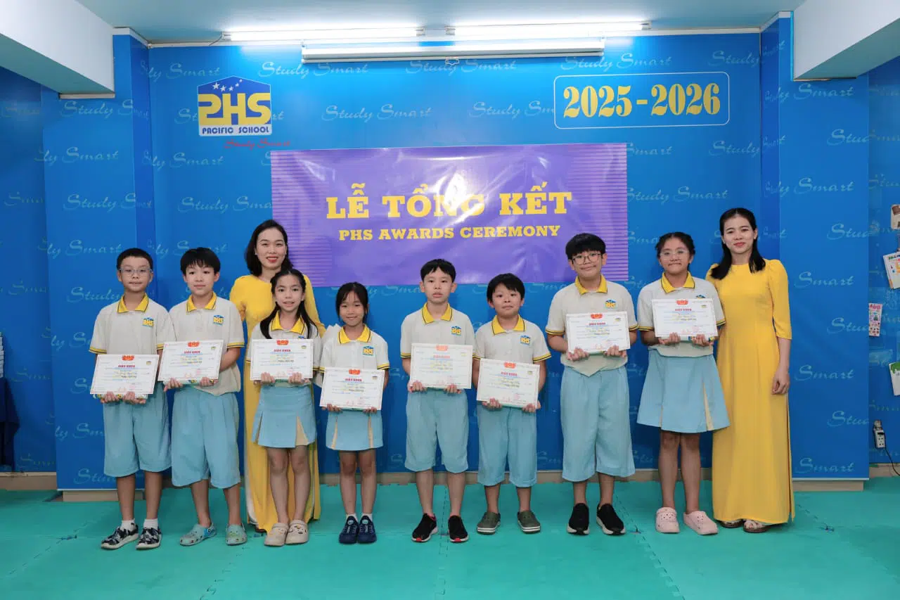 KHI NIỀM VUI NỞ HOA