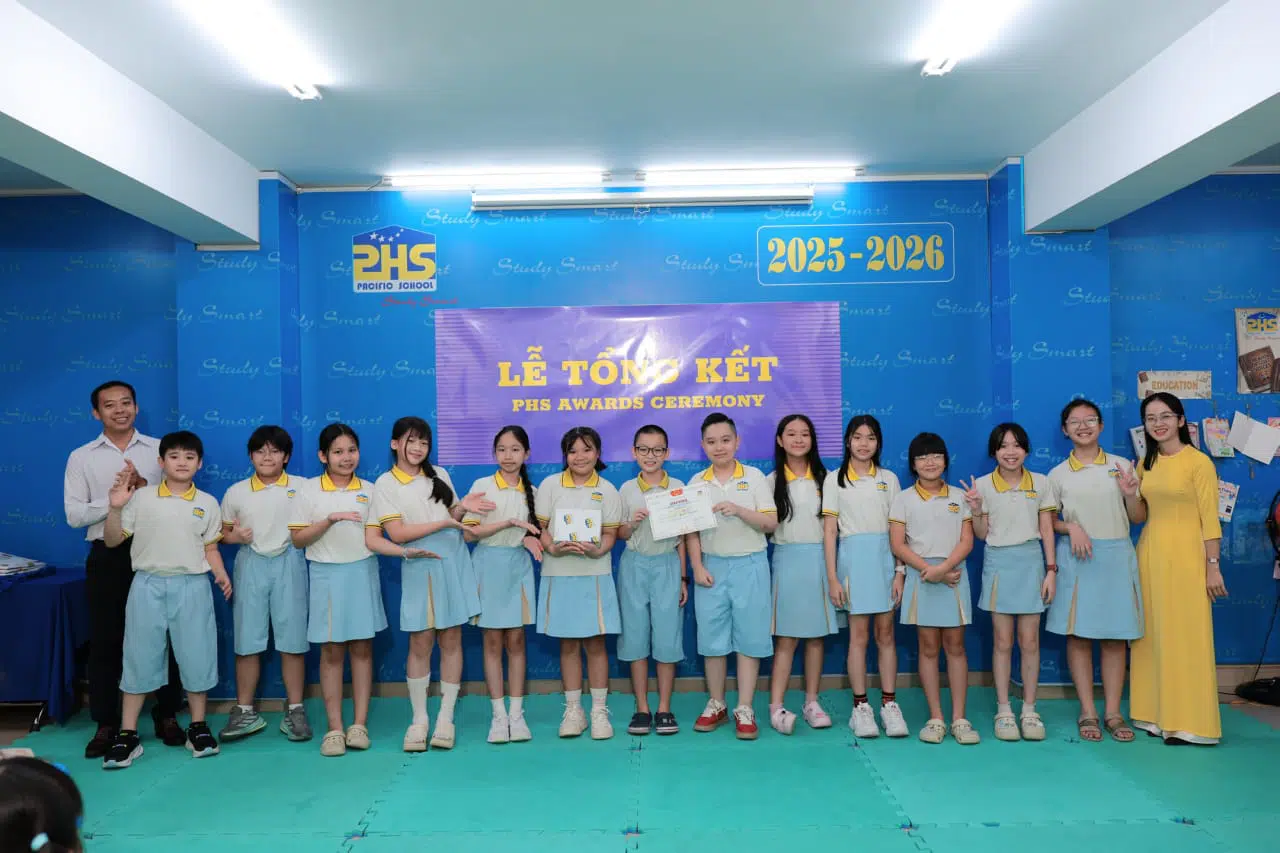 KHI NIỀM VUI NỞ HOA