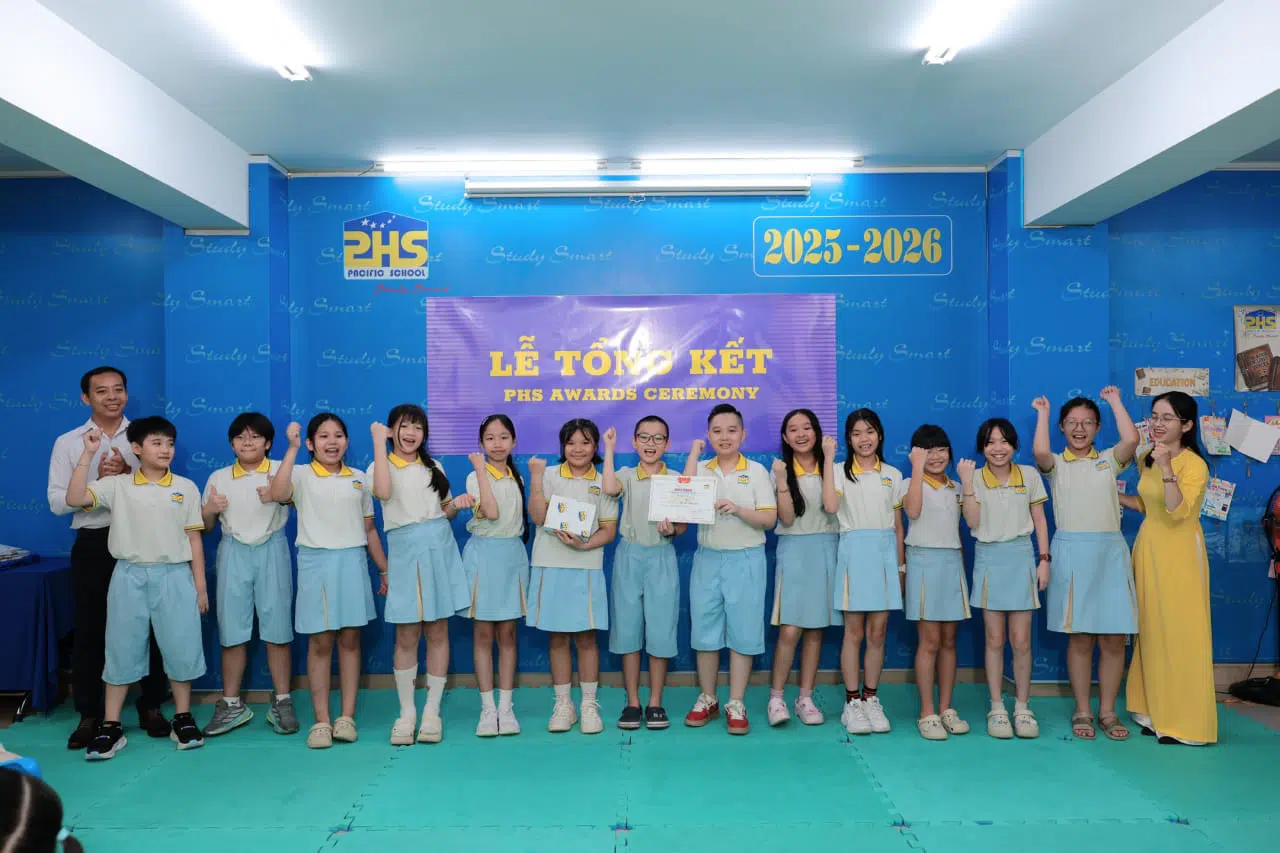 KHI NIỀM VUI NỞ HOA