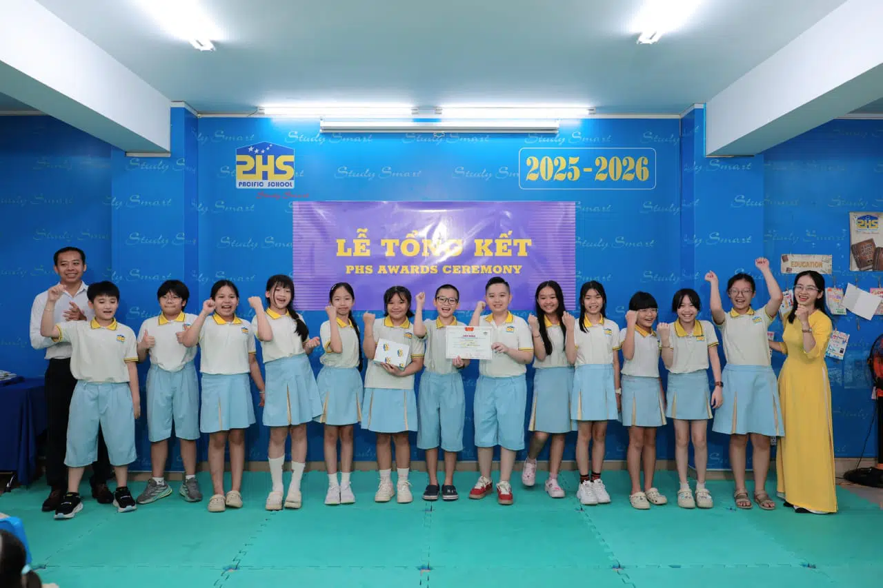 KHI NIỀM VUI NỞ HOA