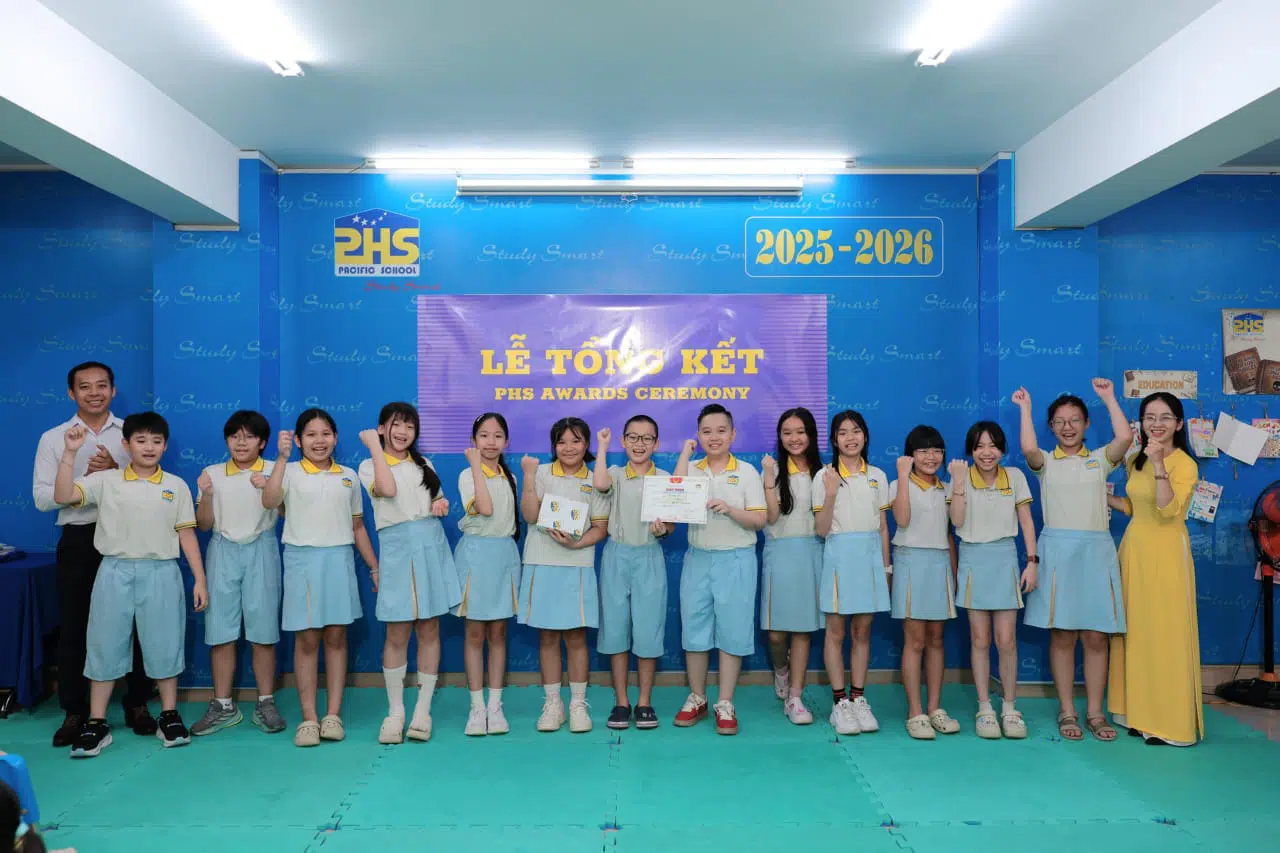 KHI NIỀM VUI NỞ HOA