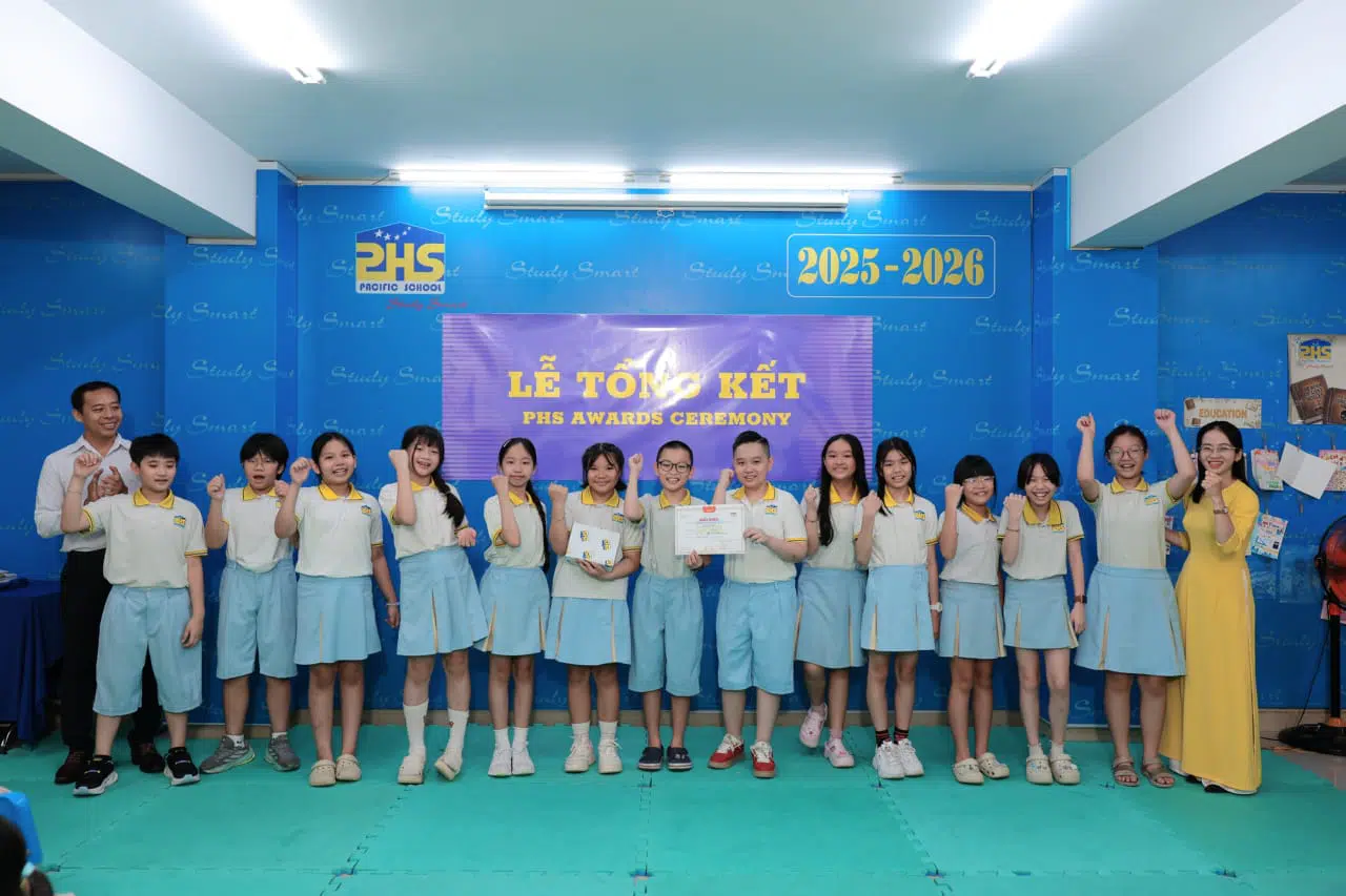 KHI NIỀM VUI NỞ HOA