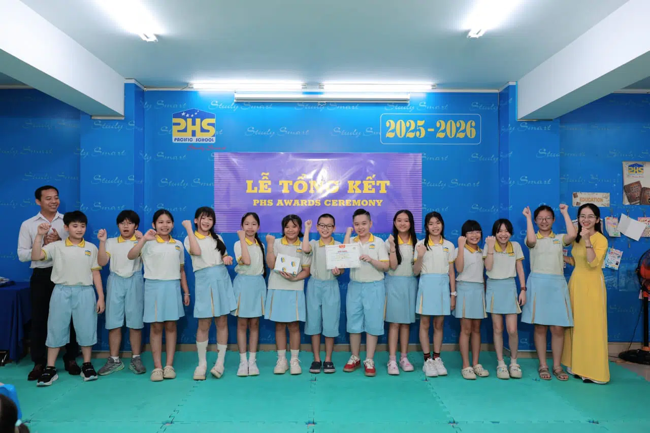 KHI NIỀM VUI NỞ HOA