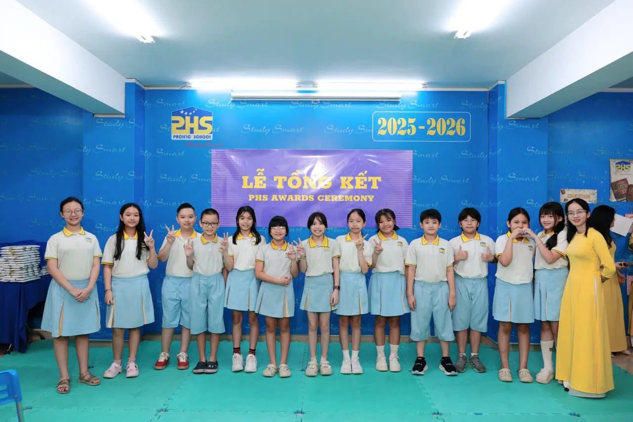 KHI NIỀM VUI NỞ HOA